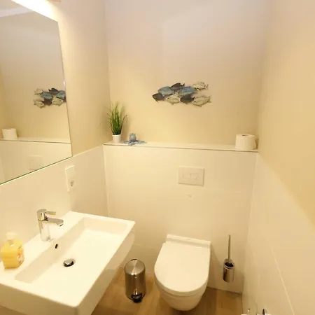 Apartment Strandlaeufer Whg 25 Mit Terrasse Baabe